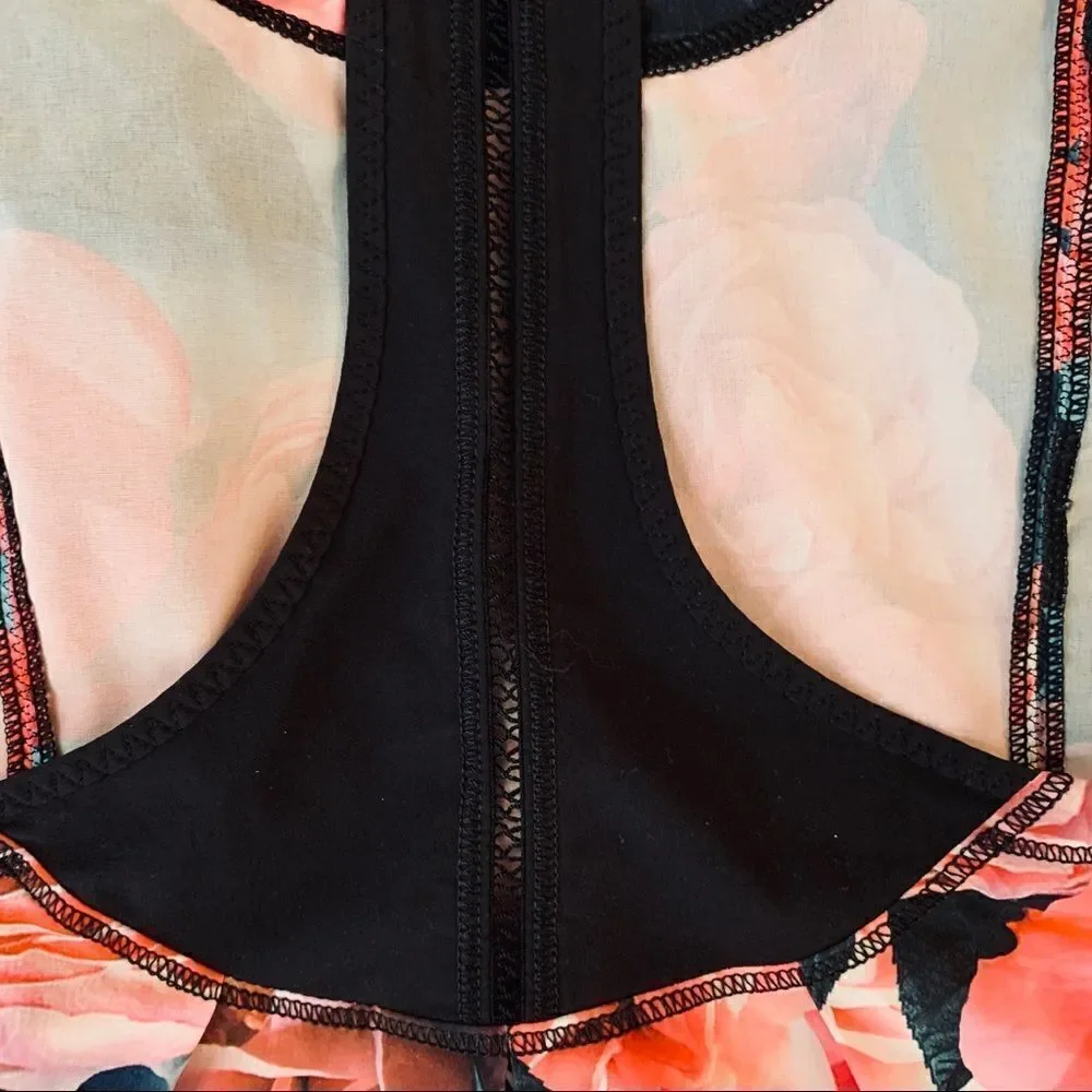 LULULEMON Lightened Up Singlet Secret Garden 6